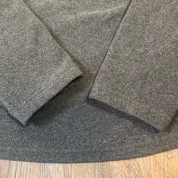 The North Face Grey Fleece Half Zip Pullover - Picture 6 of 13